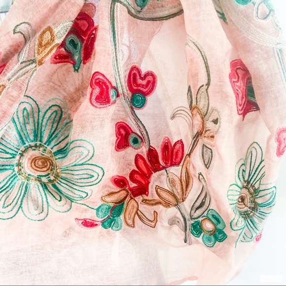 Beautiful Embroidered colorful, floral scarf - Picture 2 of 3